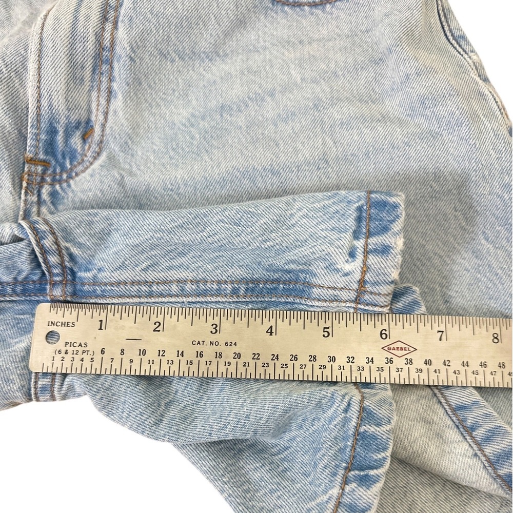 Abercrombie & Fitch The Loose Short High Rise Light Wash Denim Shorts Size 26 2 - Picture 5 of 5